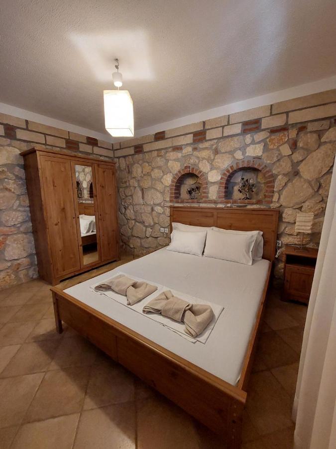 Elpida Stone House Lejlighed Psakoudia Eksteriør billede