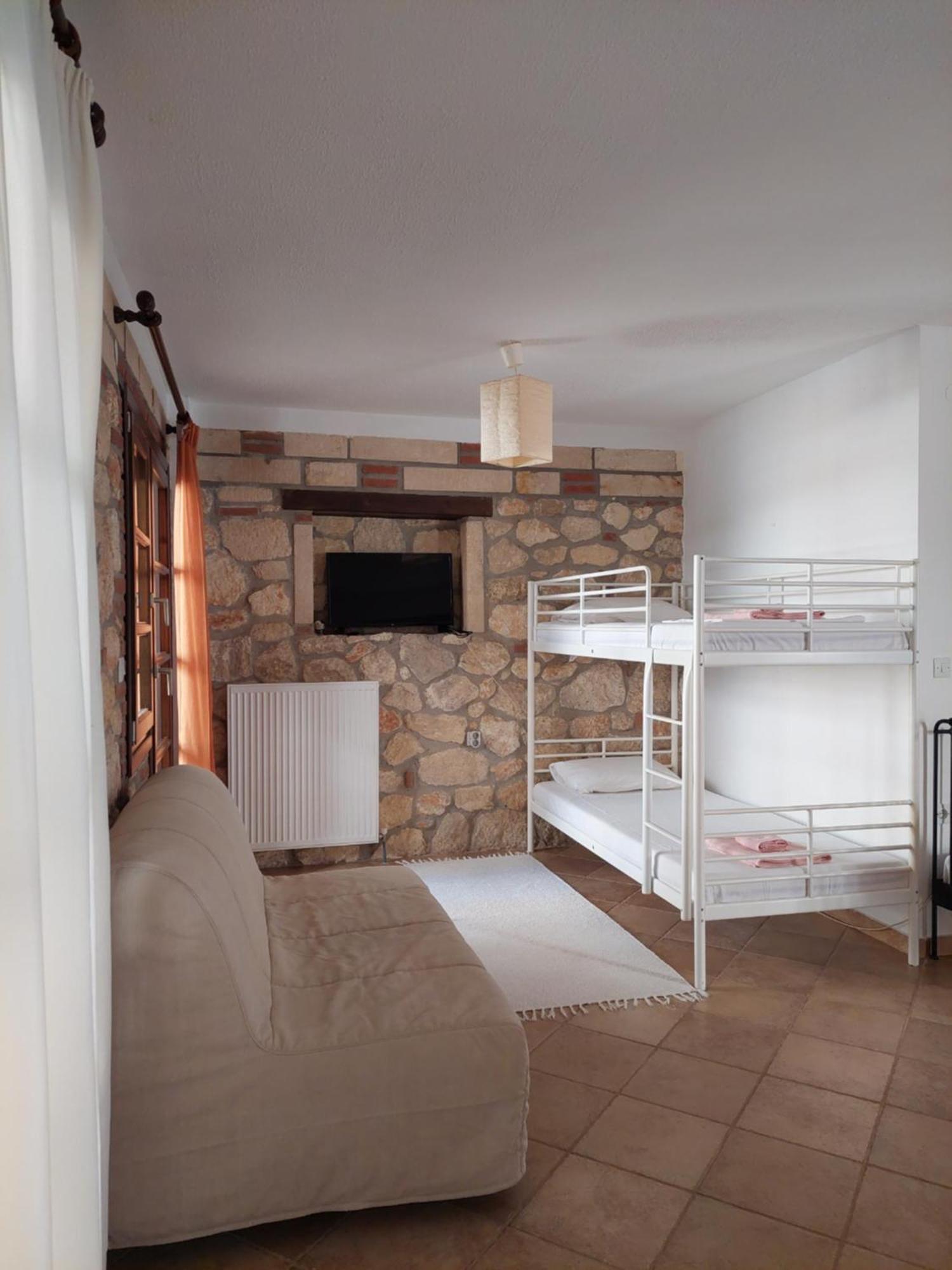 Elpida Stone House Lejlighed Psakoudia Eksteriør billede